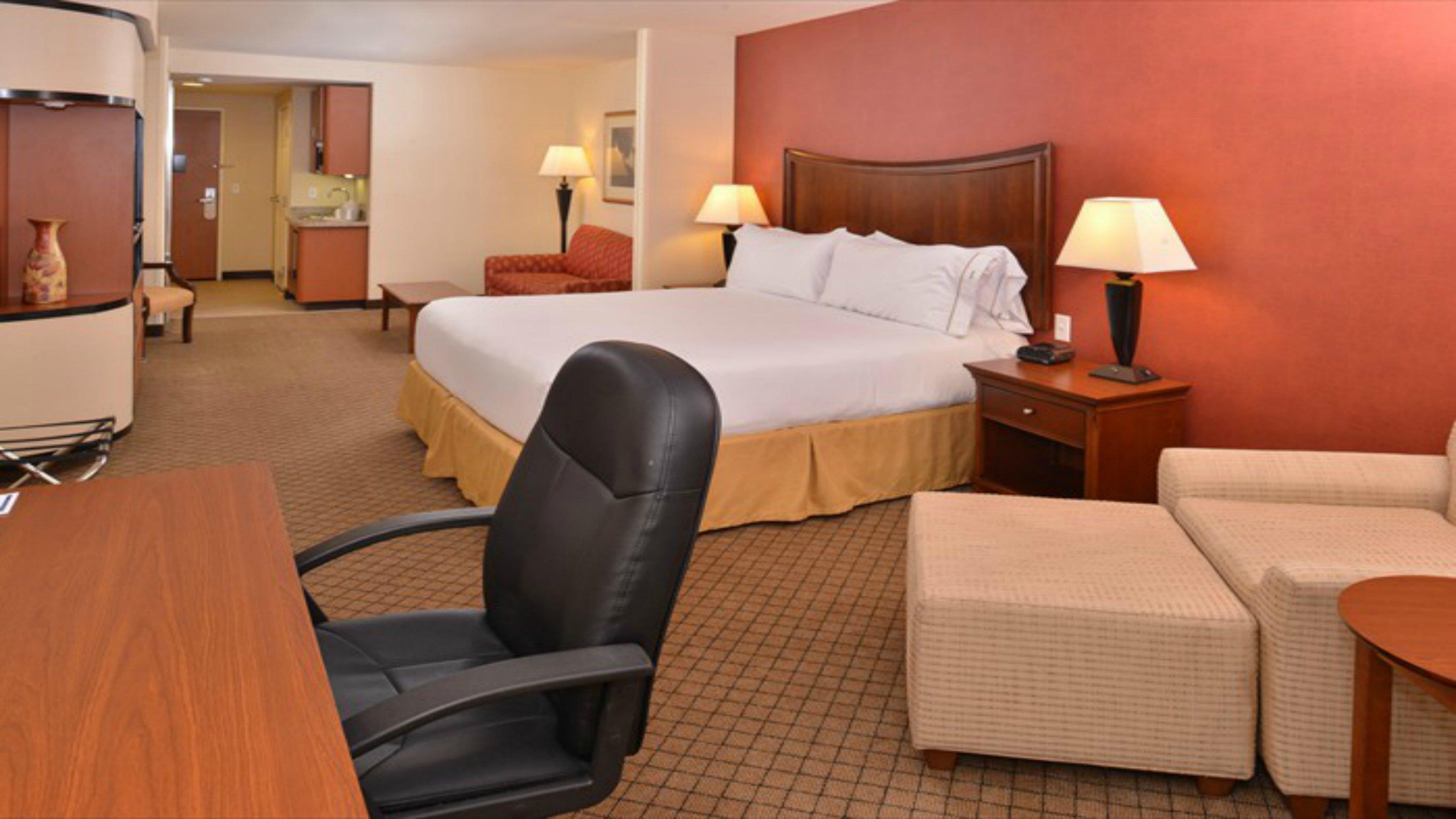 Holiday Inn Express Hotel & Suites Lincoln-Roseville Area, An Ihg Hotel Exteriér fotografie