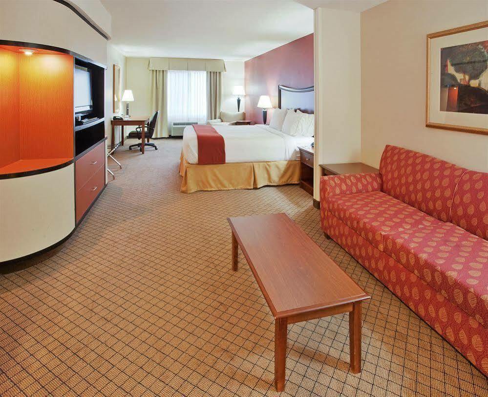 Holiday Inn Express Hotel & Suites Lincoln-Roseville Area, An Ihg Hotel Exteriér fotografie