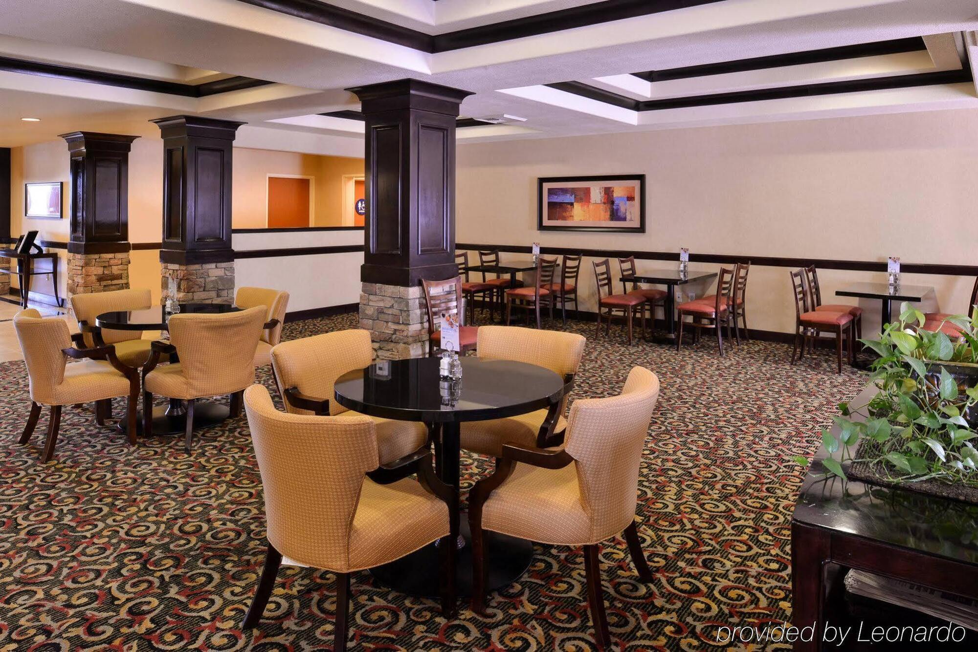 Holiday Inn Express Hotel & Suites Lincoln-Roseville Area, An Ihg Hotel Exteriér fotografie